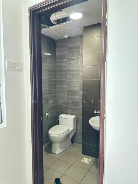 Servis Apartment untuk Dijual di Symphony Tower (Menara Simfoni) - Gordon Ling - Bathroom - PropertyGuru.com.my