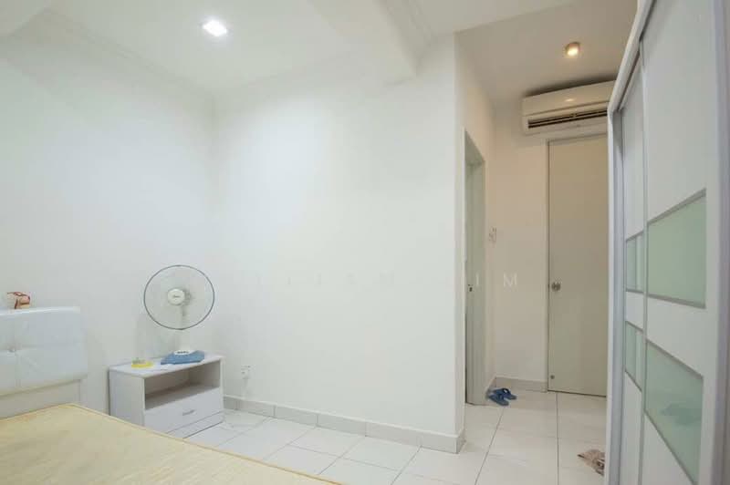 Apartment for Sale at The Pulse Condominium - William Lim - Bedroom - PropertyGuru.com.my