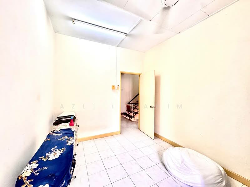 2.5-storey Terraced House for Sale in Taman Desa Karunmas (Balakong) - Azli Ibrahim - Interior - PropertyGuru.com.my