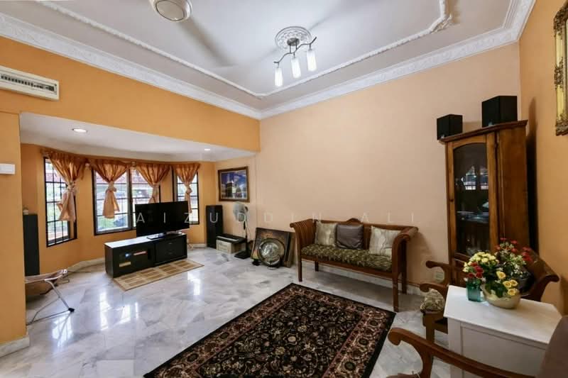 Rumah Teres 2 Tingkat untuk Dijual di Usj 11 (Subang Jaya) - Aizuddin Ali - PropertyGuru.com.my