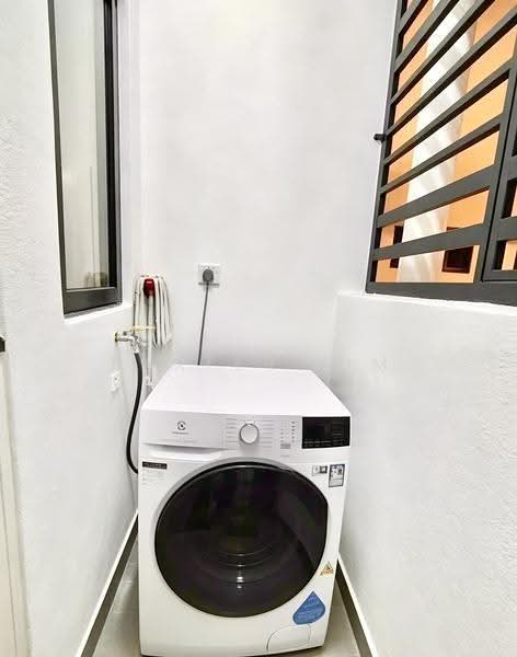 Kediaman Servis untuk Dijual di MKH Boulevard II - Baxter Lim - PropertyGuru.com.my