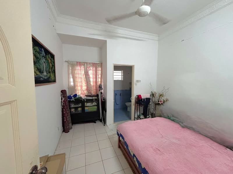 Rumah Berkembar untuk Dijual di Ukay Perdana (Ulu Kelang) - Daniel Chin - Bedroom - PropertyGuru.com.my