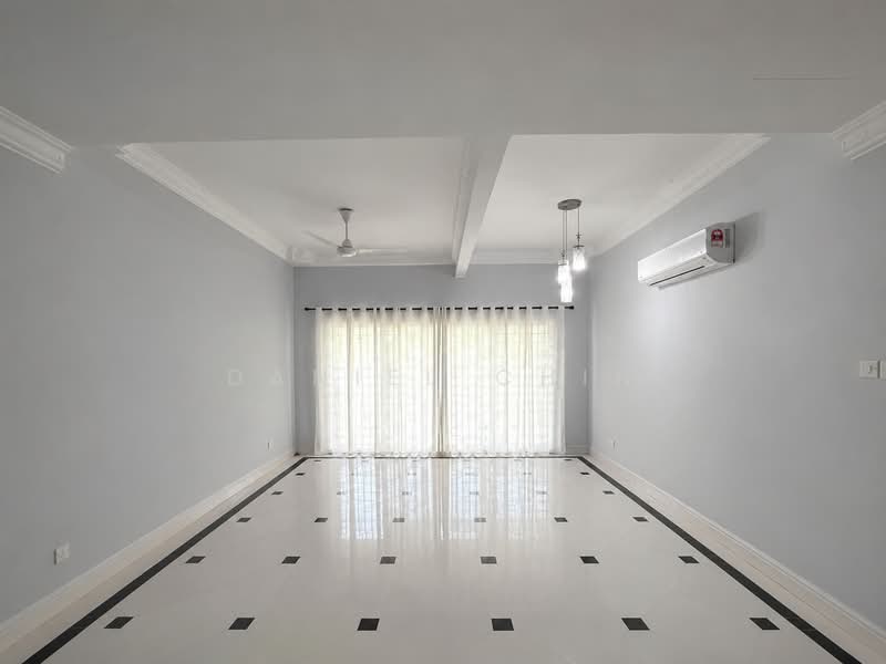 Rumah Berkembar untuk Dijual di Ukay Perdana (Ulu Kelang) - Daniel Chin - Living Room - PropertyGuru.com.my