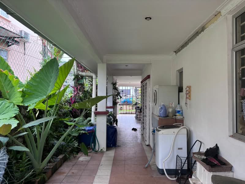 Rumah Berkembar untuk Dijual di Ukay Perdana (Ulu Kelang) - Daniel Chin - Exterior - PropertyGuru.com.my