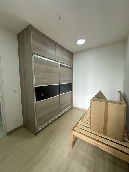 Servis Apartment untuk Disewa di Gravit8, Klang - Grey Ong - Bedroom - PropertyGuru.com.my