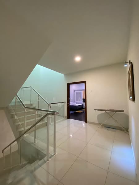 3.5-storey Terraced House for Rent in Ampang (Selangor) - Cik Maya Abdul - Corridor - PropertyGuru.com.my