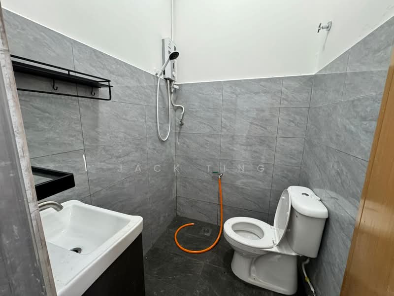 Rumah Bandar untuk Disewa di Johor Bahru (Johor) - Jack Ting - Bathroom - PropertyGuru.com.my