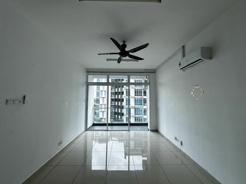 Service Residence for Rent at THE SENAI GARDEN (PANGSAPURI IMPIAN SENAI) - Tommy Phua - Balcony - PropertyGuru.com.my