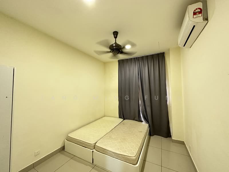 Rumah Teres 2 Tingkat untuk Disewa di Dengkil (Selangor) - Tang Ming Fung - Bedroom - PropertyGuru.com.my