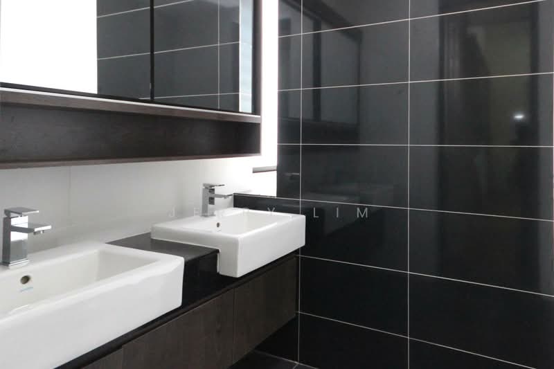 Rumah Teres untuk Dijual di Iskandar Puteri (Nusajaya) (Johor) - Jerry Lim - Bathroom - PropertyGuru.com.my