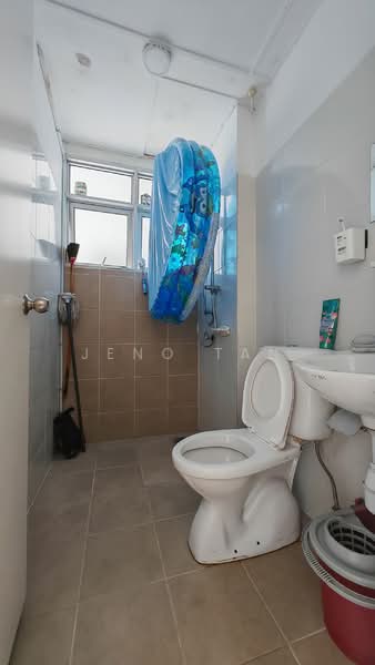 Apartment for Sale at Residensi Bintawa Riverfront (PR1MA @ Bintawa Riverfront) - Jeno Tan - Bathroom - PropertyGuru.com.my