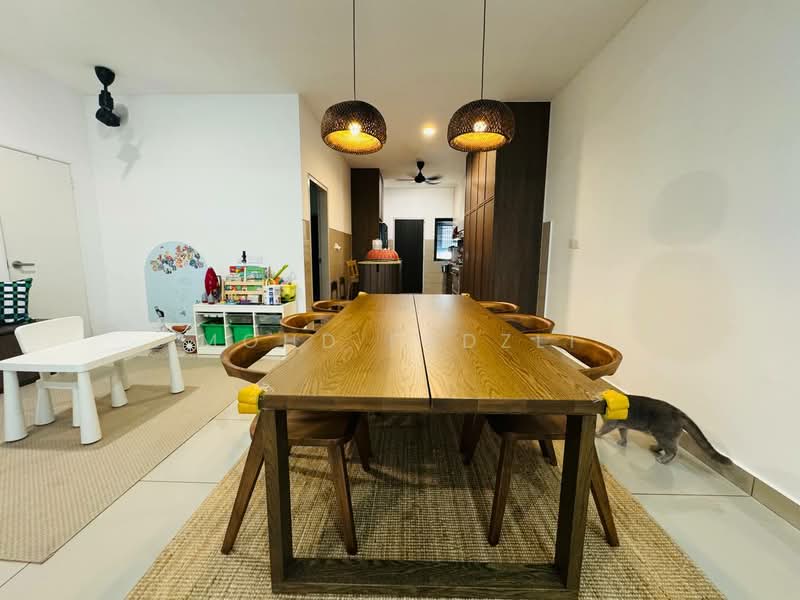 2-storey Terraced House for Sale in Elmina (Shah Alam) - Mohd Fadzli - Dining Room - PropertyGuru.com.my