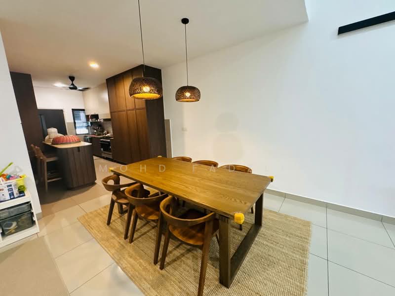 2-storey Terraced House for Sale in Elmina (Shah Alam) - Mohd Fadzli - Dining Room - PropertyGuru.com.my