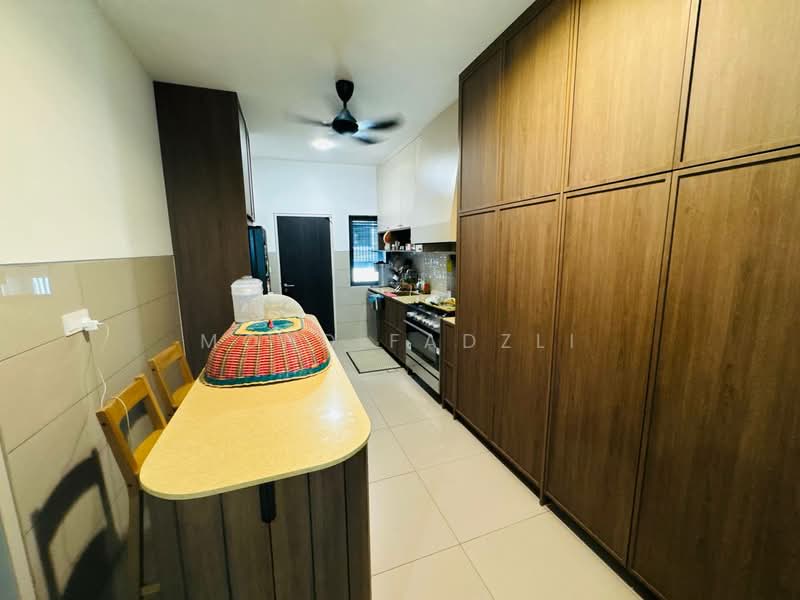 2-storey Terraced House for Sale in Elmina (Shah Alam) - Mohd Fadzli - Kitchen - PropertyGuru.com.my