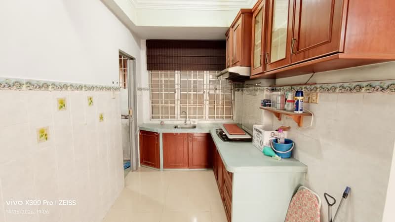 Condominium for Sale at Mutiara Condominium - Aswad . - Kitchen - PropertyGuru.com.my
