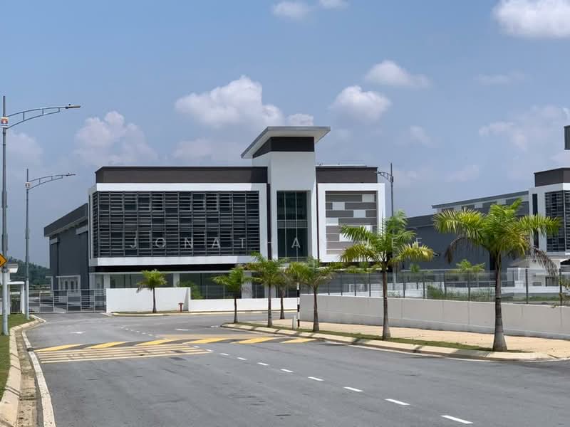 Kilang untuk Disewa di Taman Perindustrian Puchong Utama (Puchong) - Jonathan Lee - Exterior - PropertyGuru.com.my
