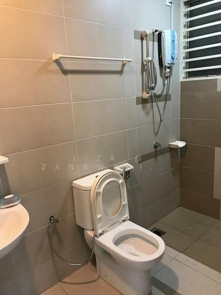 Apartment for Sale at Sentral Residences I & II - Liza @ Zanawati Abu Bakar - Bathroom - PropertyGuru.com.my