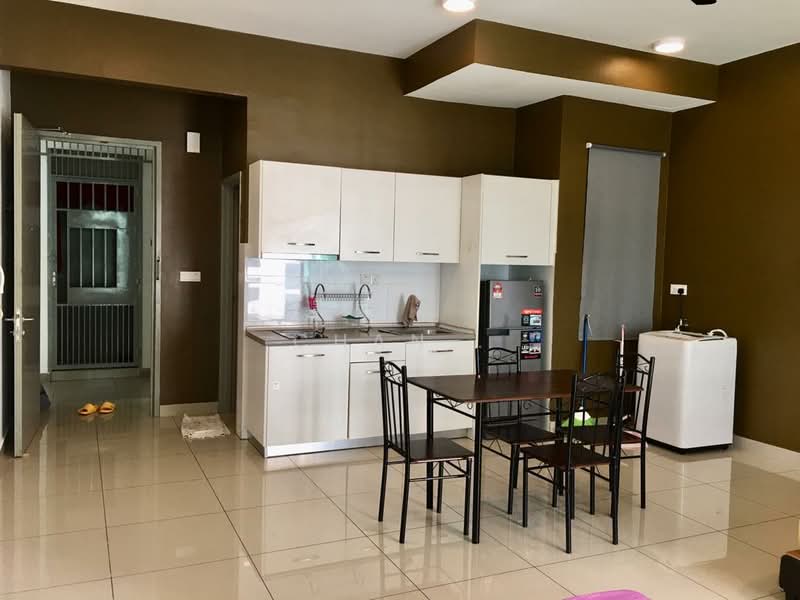 Servis Apartment untuk Disewa di Cybersquare - Chan . - Kitchen - PropertyGuru.com.my