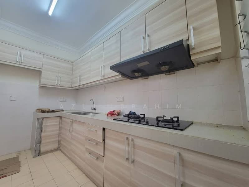 Apartment for Sale at Residensi Bistaria - Azli Ibrahim - Kitchen - PropertyGuru.com.my