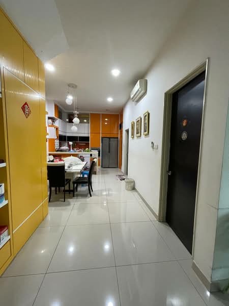 Rumah Kluster untuk Dijual di Taman Mount Austin (Tebrau) - Ben Foo - Dining Room - PropertyGuru.com.my