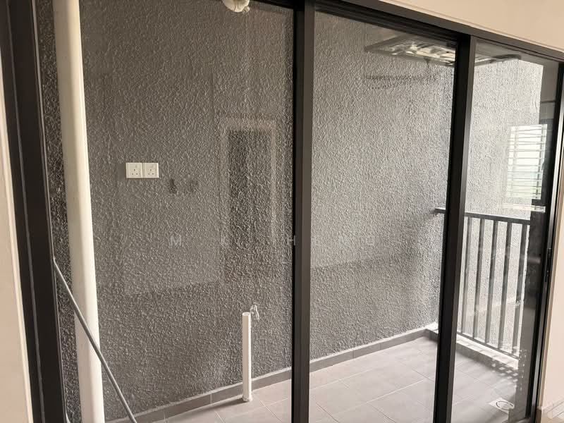Servis Apartment untuk Disewa di Berkeley Uptown - M.K. Heng - Balcony - PropertyGuru.com.my