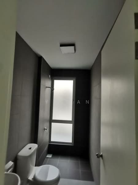 Rumah Teres 2 Tingkat untuk Dijual di Hulu Semenyih (Selangor) - YP Tan - Bathroom - PropertyGuru.com.my