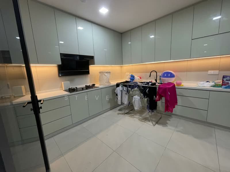Servis Apartment untuk Disewa di Park Regent @Desa Park City - Steven Lim - Kitchen - PropertyGuru.com.my