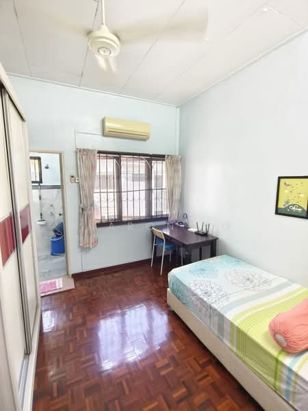 2-storey Terraced House for Sale in Taman Sri Putri (Skudai) - Sharon Ng - Bedroom - PropertyGuru.com.my