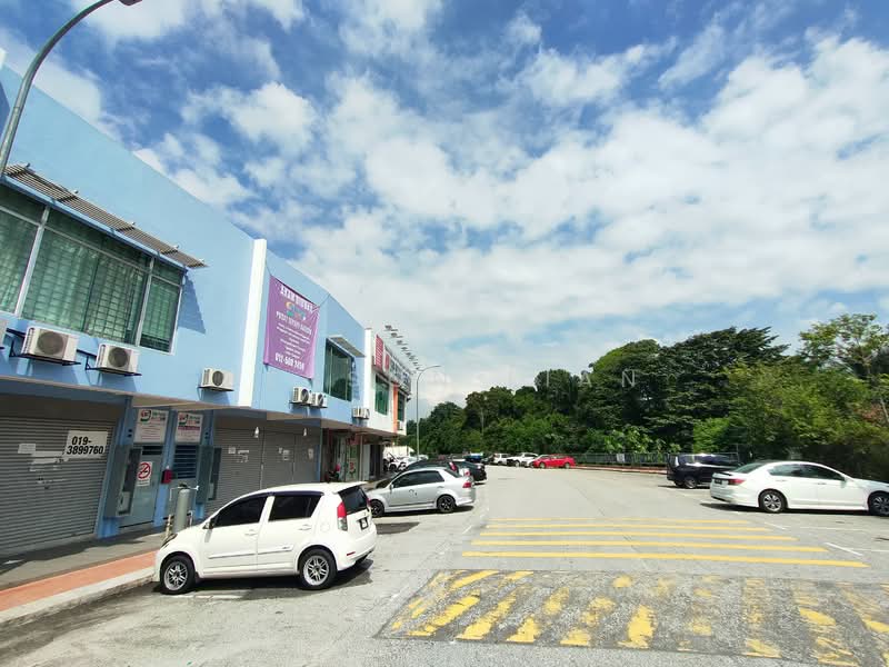 Kedai untuk Disewa di Saujana Utama (Puncak Alam) - Benson Lian - Exterior - PropertyGuru.com.my