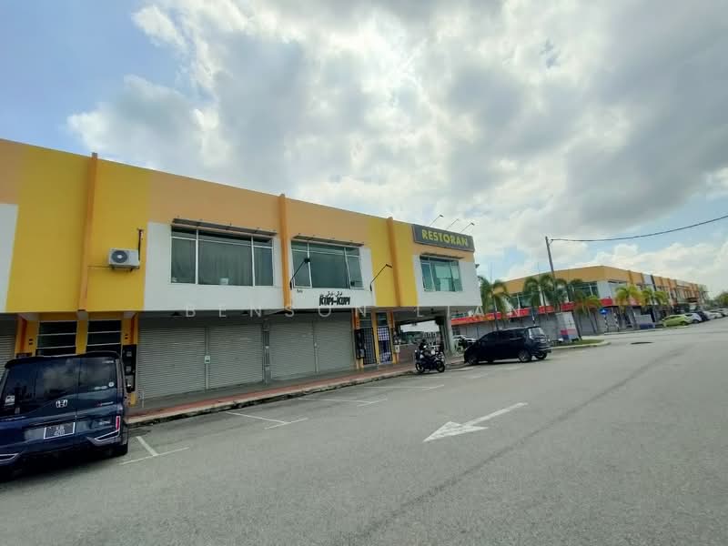 Kedai untuk Disewa di Saujana Utama (Puncak Alam) - Benson Lian - Exterior - PropertyGuru.com.my