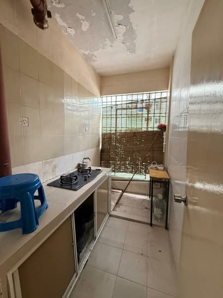 Apartment for Rent at Putri Ria Apartment - June Teo - PropertyGuru.com.my