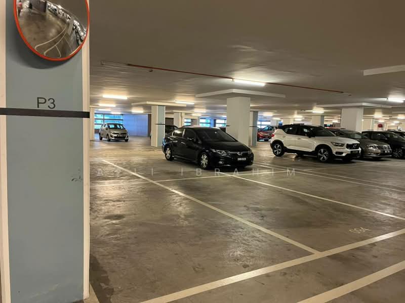 Kondominium untuk Dijual di Seri Riana Residence - Azli Ibrahim - Car Park - PropertyGuru.com.my