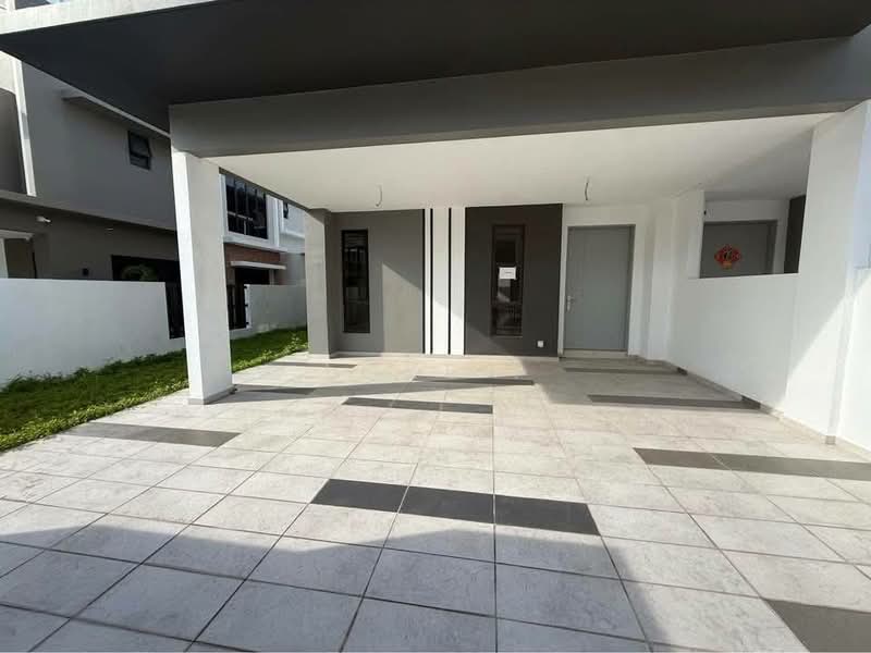 Semi-Detached House for Sale in Setia Utama (Setia Alam) - Loke . - Exterior - PropertyGuru.com.my