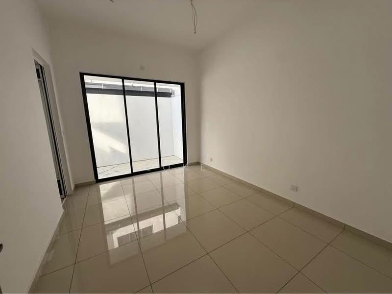 Semi-Detached House for Sale in Setia Utama (Setia Alam) - Loke . - Interior - PropertyGuru.com.my