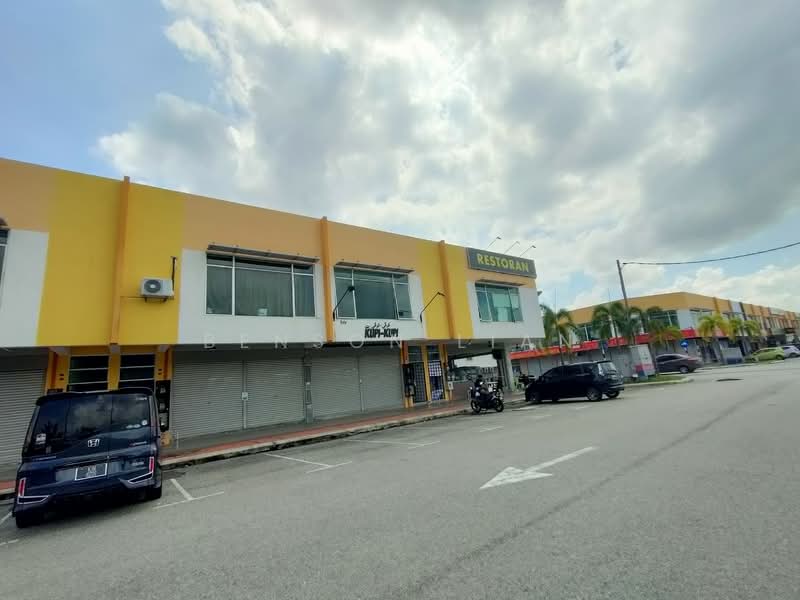 Kedai untuk Disewa di Saujana Utama (Puncak Alam) - Benson Lian - Exterior - PropertyGuru.com.my