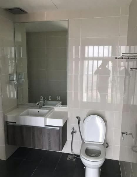 Service Residence for Sale at Southkey Mosaic - Ben Foo - Bathroom - PropertyGuru.com.my