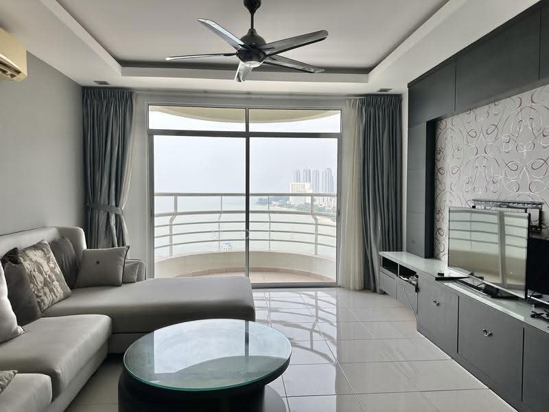 Kondominium untuk Dijual di The Waterfront Condominium - Molly Lee - Living Room - PropertyGuru.com.my