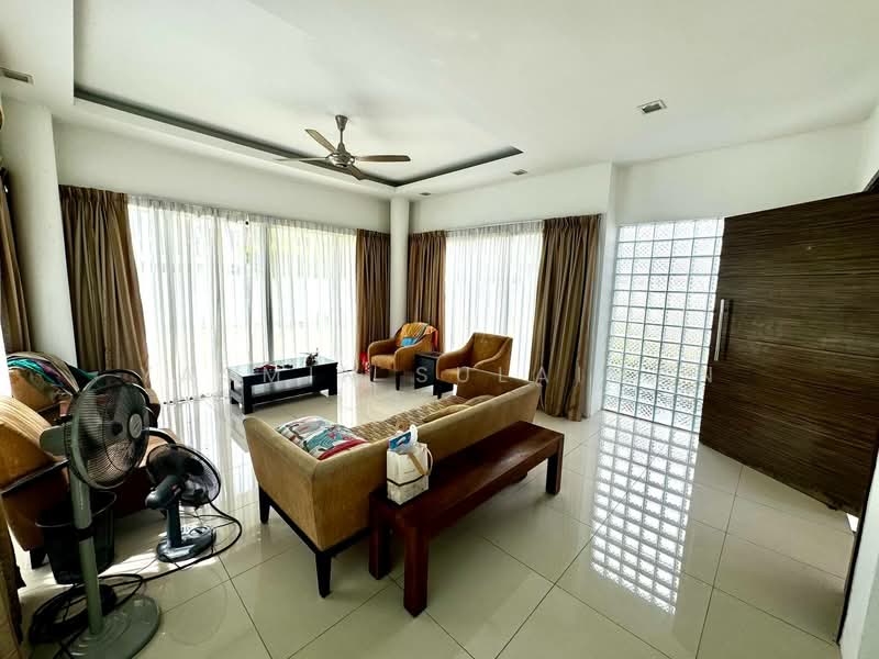 Bungalow for Sale in Bukit Mahkota (Bangi) - Yasmin Sulaiman - Living Room - PropertyGuru.com.my