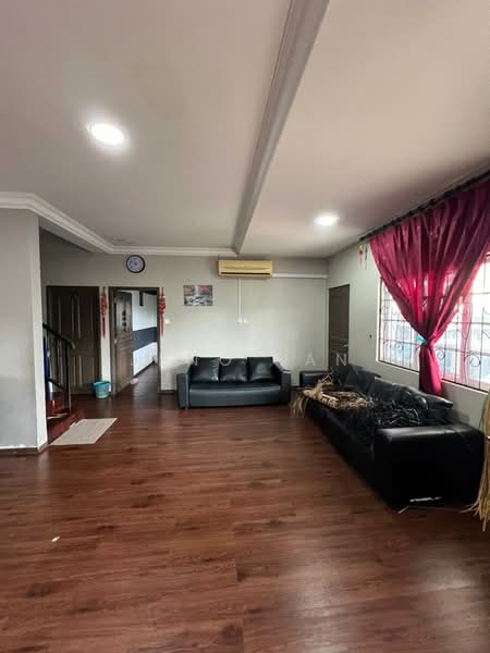 Semi-Detached House for Sale in Kuching (Sarawak) - Jeno Tan - Living Room - PropertyGuru.com.my