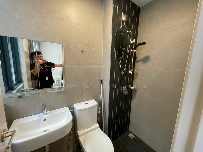 Service Residence for Sale at H2O Residences - Alvis Chong - Bathroom - PropertyGuru.com.my