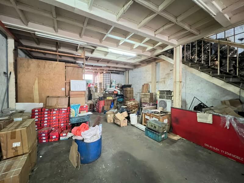 Factory for Rent in Sungai Buloh (Selangor) - Yen Ching - Interior - PropertyGuru.com.my