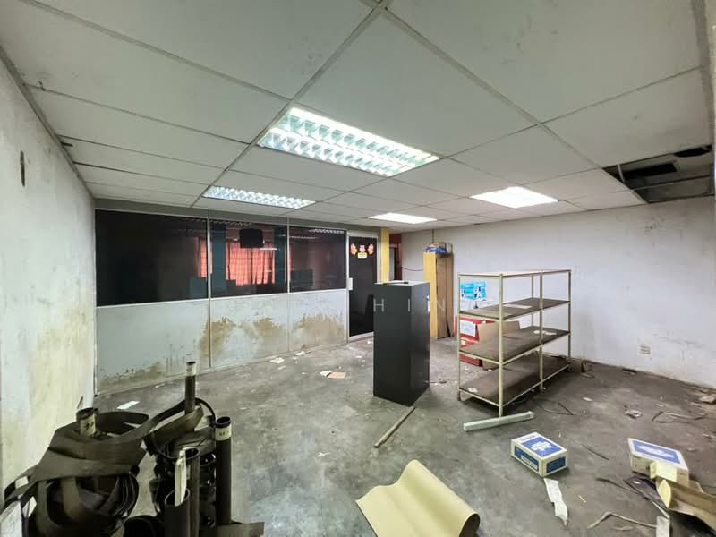 Factory for Rent in Sungai Buloh (Selangor) - Yen Ching - Interior - PropertyGuru.com.my