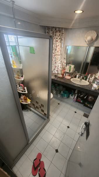 2-storey Terraced House for Sale in Damansara Kim (Petaling Jaya) - Putra Safari - PropertyGuru.com.my