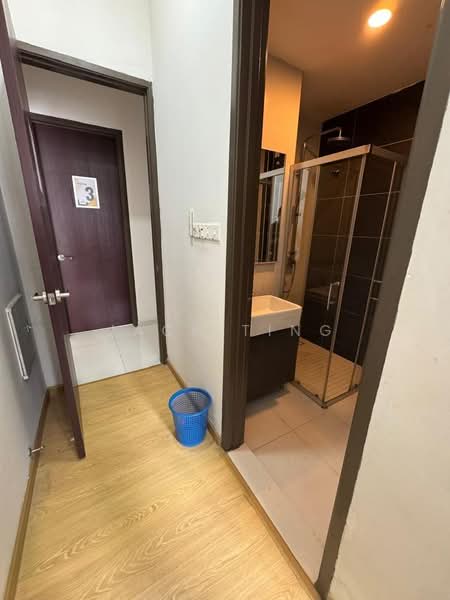 Condominium for Rent at Bay Point @ Country Garden Danga Bay - Jack Ting - Bathroom - PropertyGuru.com.my