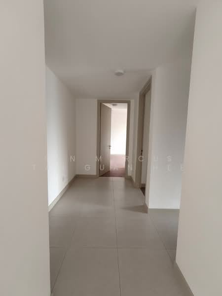 Kondominium untuk Dijual di Residensi Astrea - Ian Marcus Tan Guan Hee - Corridor - PropertyGuru.com.my