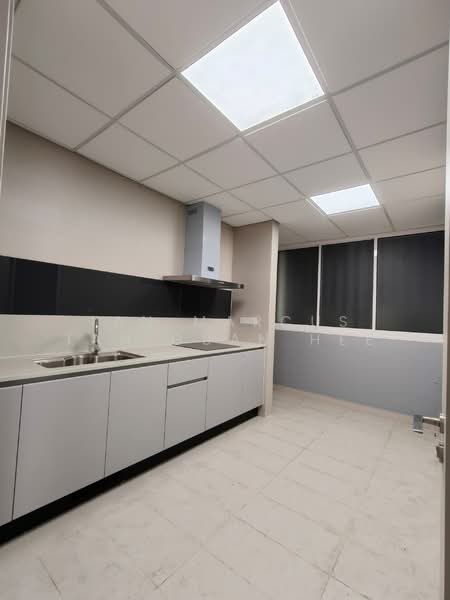 Kondominium untuk Dijual di Residensi Astrea - Ian Marcus Tan Guan Hee - Kitchen - PropertyGuru.com.my