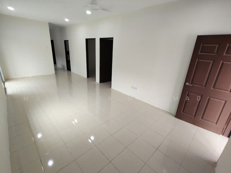 Cluster House for Rent in Sitiawan (Perak) - Muinuddin Muhamad - Living Room - PropertyGuru.com.my