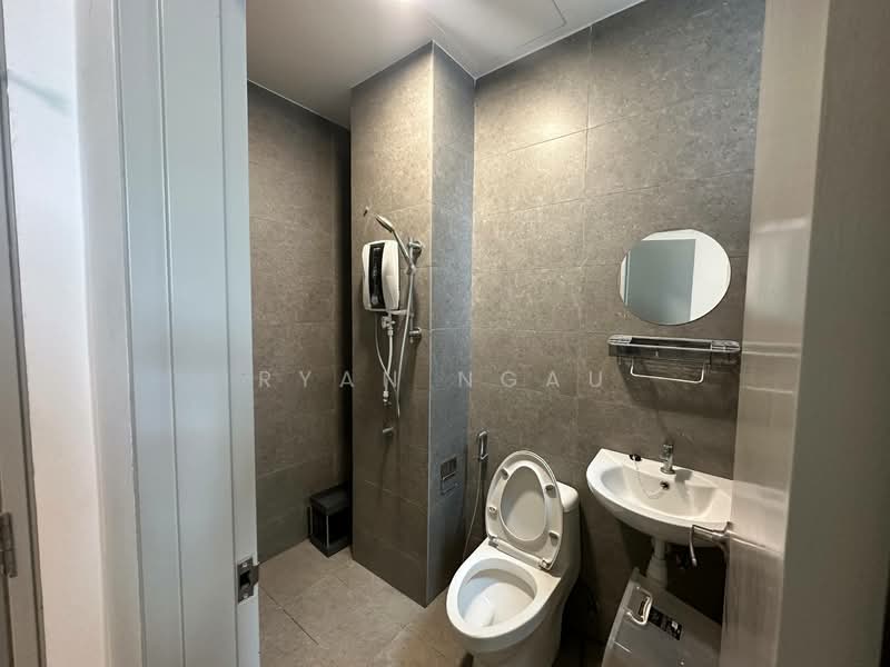 Condominium for Rent at Verando Residence - Ryan Ngau - Bathroom - PropertyGuru.com.my