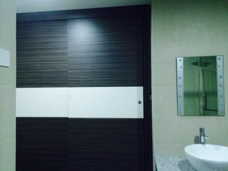 Kondominium untuk Dijual di Pearl Regency - Crystal Tee - Bathroom - PropertyGuru.com.my