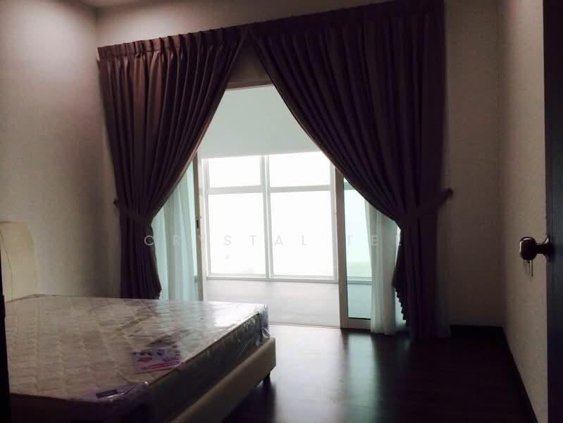 Kondominium untuk Dijual di Pearl Regency - Crystal Tee - Bedroom - PropertyGuru.com.my